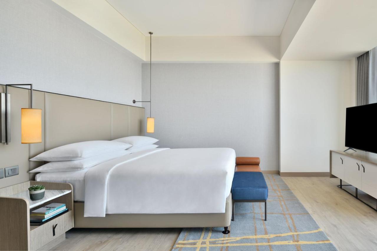 Marriott Executive Apartments Нави Мумбаи Экстерьер фото