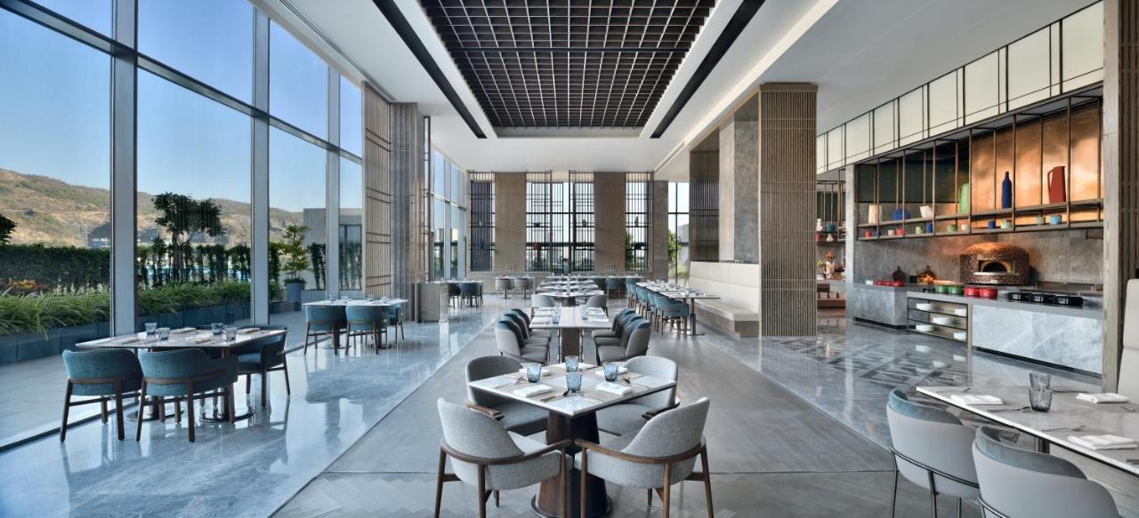 Marriott Executive Apartments Нави Мумбаи Экстерьер фото